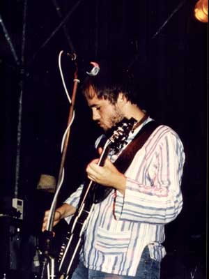 kein typischer 80er-Look, aber das griechische Outfit war zugegebenermassen eine geschmackliche Verirrung!